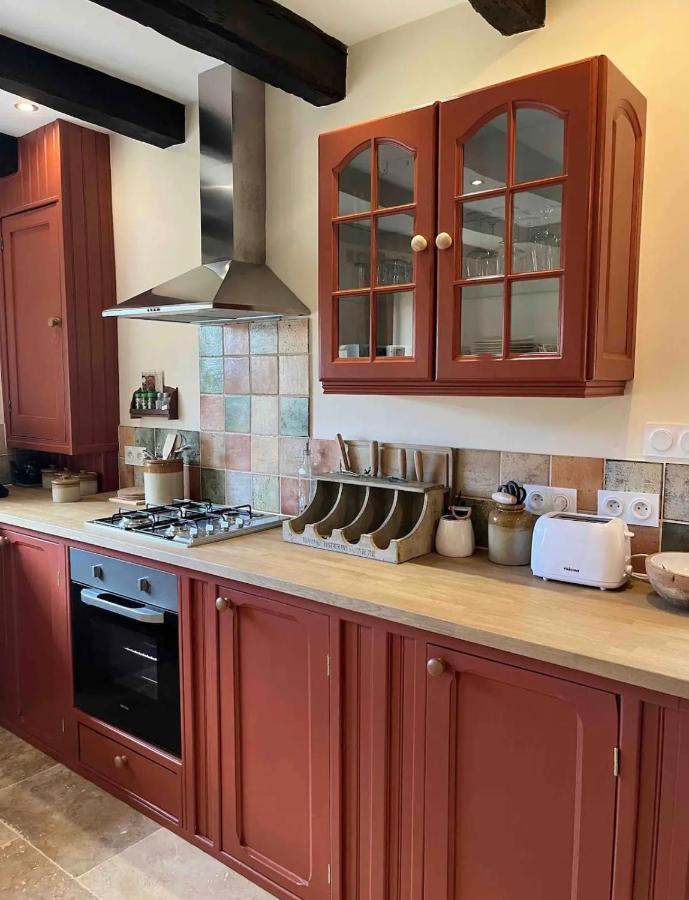 Joli Gite Pour 5 Personnes : Chez Cherrie Saint-Julien-de-Lampon Exterior photo